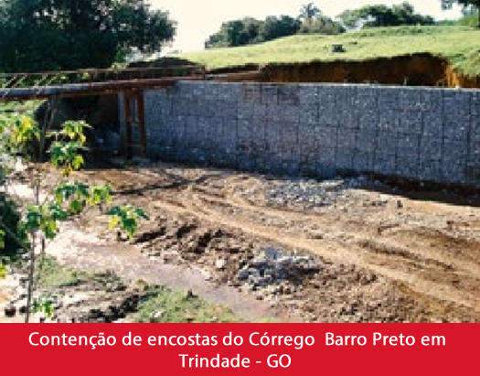 Contenção de encostas do Córrego Barro Preto em Trindade - GO.fw